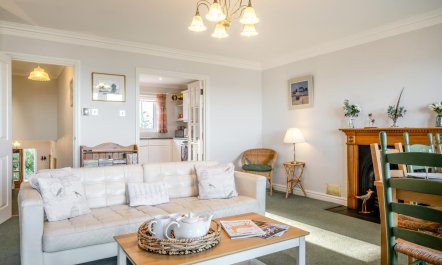 3 Bed in Norton 4