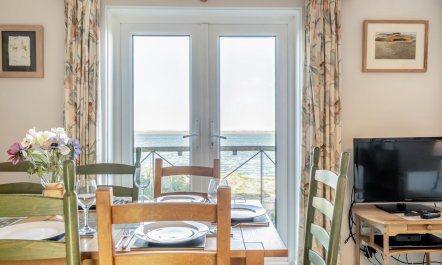 3 Bed in Norton 6
