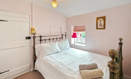 2 Bed in Burnham Market 6