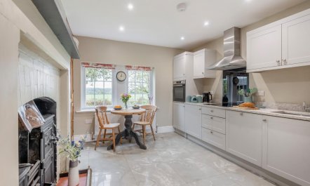 3 Bed in Fulbeck 2