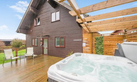 4 Bed in Winnards Perch 1