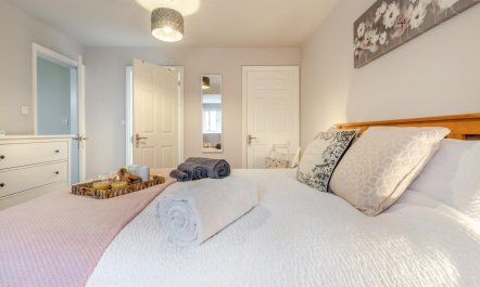 3 Bed in Brithdir 4