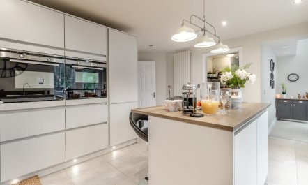 3 Bed in Brithdir 9