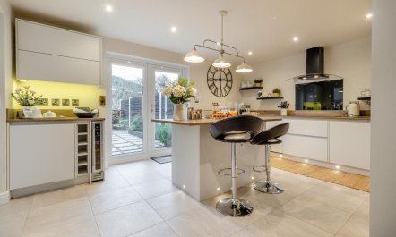 3 Bed in Brithdir 7