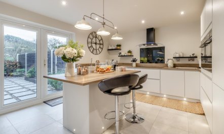 3 Bed in Brithdir