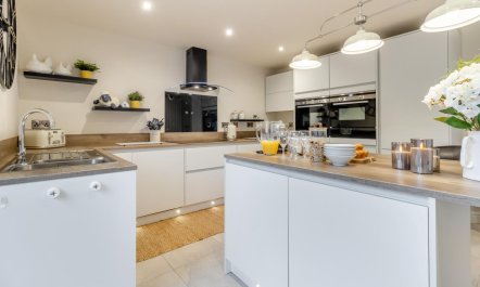 3 Bed in Brithdir 8
