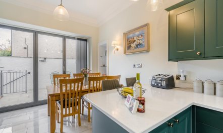 4 Bed in Kelso 5