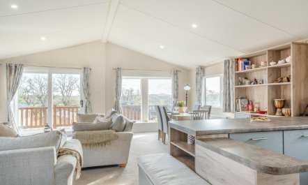 2 Bed in Upton
