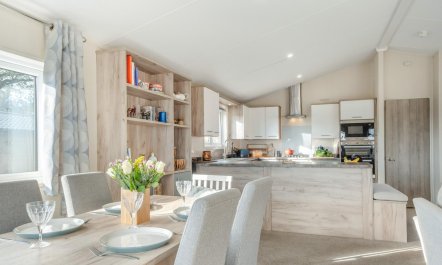 2 Bed in Upton 6