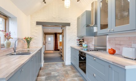 2 Bed in Thornford 9