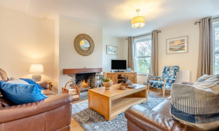 3 Bed in Padstow