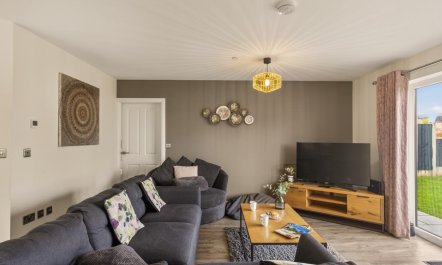 3 Bed in Brynteg 8