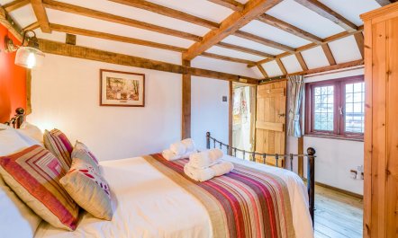 1 Bed in Ashburnham 9