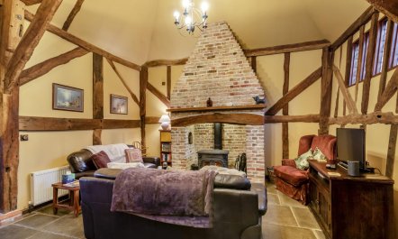 2 Bed in Ashburnham 5