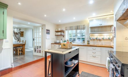 5 Bed in Brassington 9