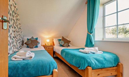 2 Bed in Ravenscar 7