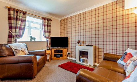 2 Bed in Ravenscar 1