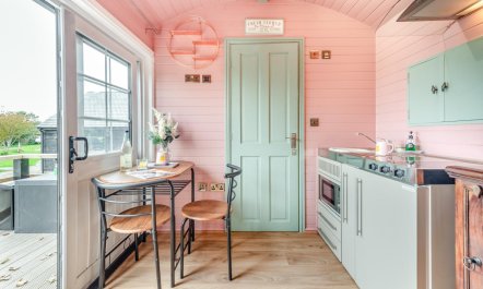 1 Bed in Redberth 2