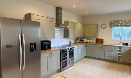 4 Bed in Holkham 2