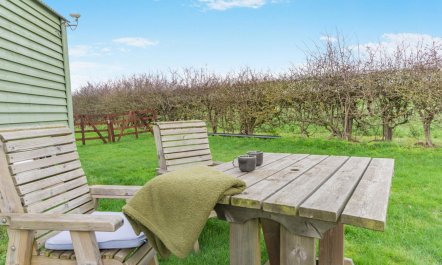 1 Bed in Farnsfield 8