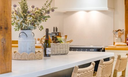 4 Bed in Etloe 9