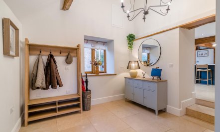 4 Bed in Etloe 2