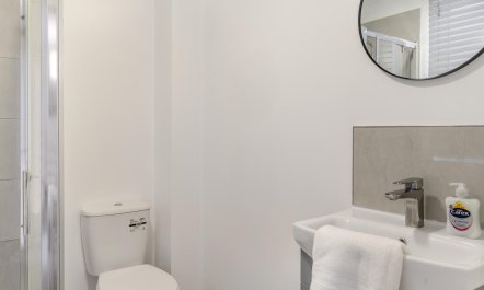 3 Bed in Newport 8