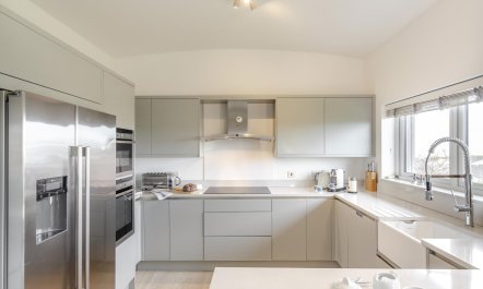 4 Bed in Widemouth Bay 9