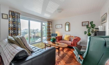 2 Bed in Tenby 4