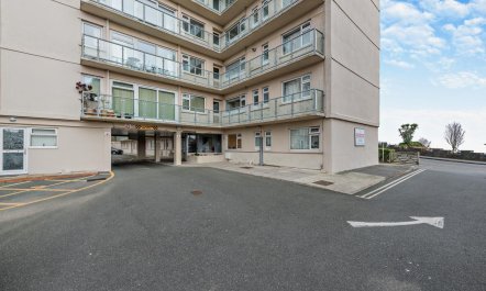 2 Bed in Tenby 5