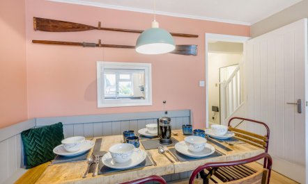 2 Bed in Hoveton 1