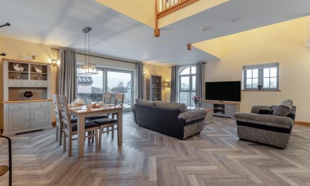 2 Bed in Brampton 2