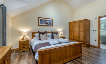 2 Bed in Brampton 9