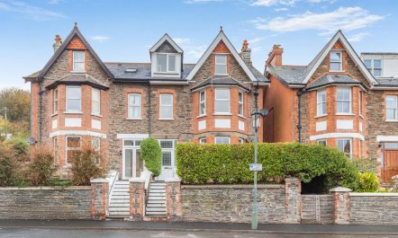 3 Bed in Lynton