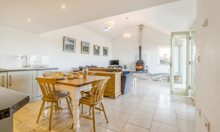 1 Bed in Llangower
