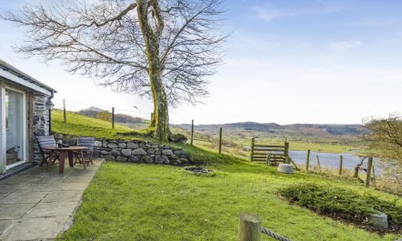 1 Bed in Llangower 5