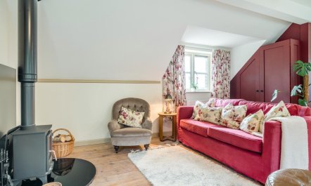 2 Bed in Longhope 5