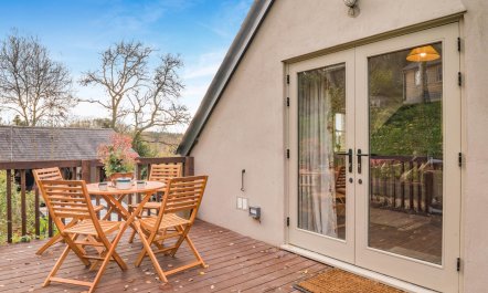 2 Bed in Longhope 2