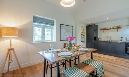 2 Bed in Waldron 8