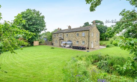 7 Bed in Langbar