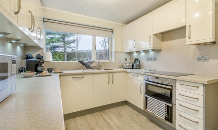 3 Bed in Baycliff 9