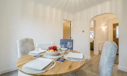 3 Bed in Baycliff 5