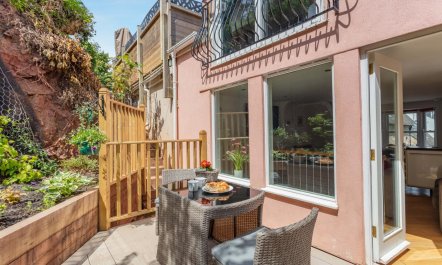 2 Bed in Shaldon