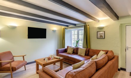 4 Bed in Looe 4