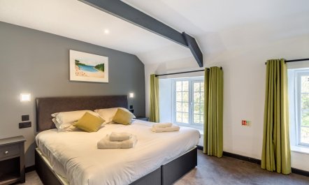 4 Bed in Looe 9