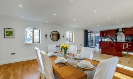 3 Bed in Rhydyfelin 9