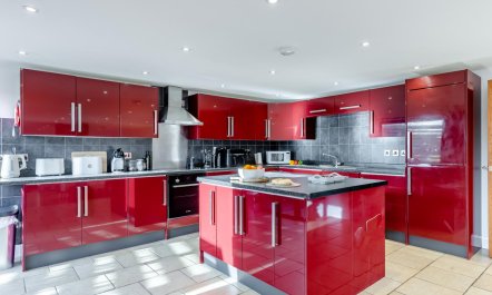 3 Bed in Rhydyfelin 8