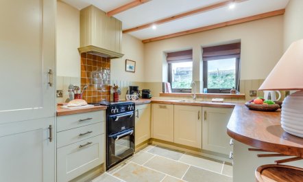 2 Bed in Glendale 7