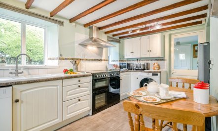 4 Bed in Tansey