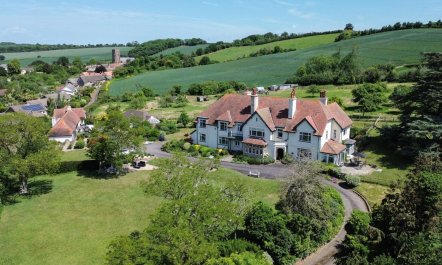 1 Bed in Old Cleeve 2